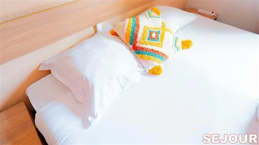 Apartments in Bobigny - photo 4