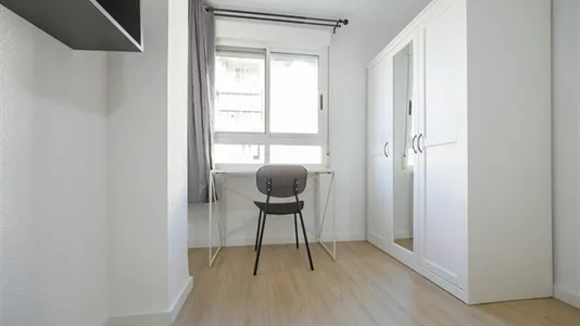 Rooms in el Camí de Vera - photo 5