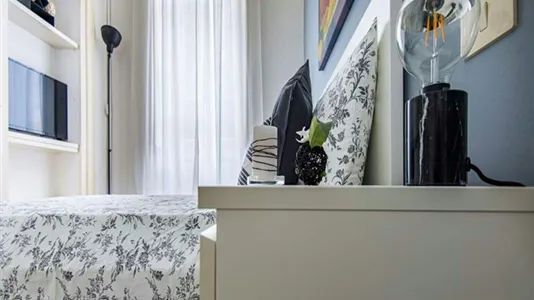 Rooms in Milano Zona 1 - Centro storico - photo 4