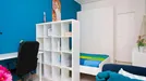 Room for rent, Milano Zona 8 - Fiera, Gallaratese, Quarto Oggiaro, Milan, &lt;span class=&quot;blurred street&quot; onclick=&quot;ProcessAdRequest(13197353)&quot;&gt;&lt;span class=&quot;hint&quot;&gt;See streetname&lt;/span&gt;[xxxxxxxxxxxxx]&lt;/span&gt;