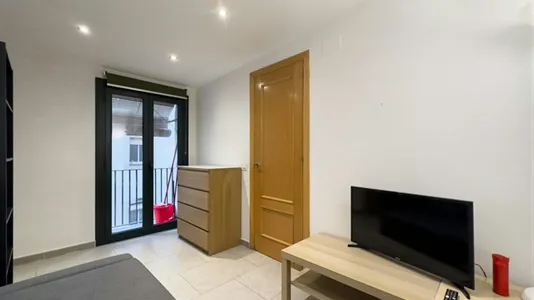 Apartments in Barcelona Ciutat Vella - photo 8