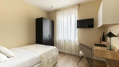 Room for rent in Madrid Chamberí, Madrid