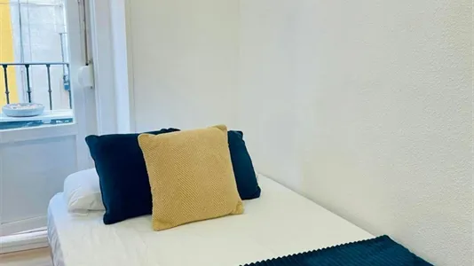 Rooms in Madrid Centro - photo 1