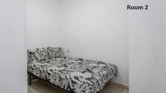 Rooms in Barcelona Ciutat Vella - photo 3