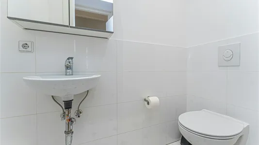 Rooms in Berlin Charlottenburg-Wilmersdorf - photo 9