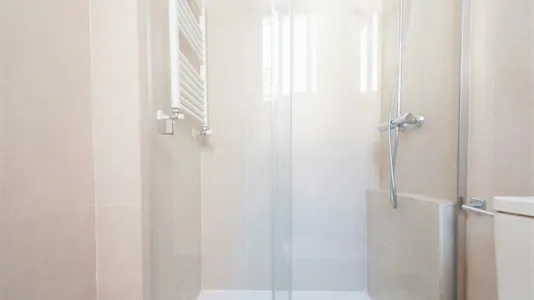 Rooms in Madrid Chamberí - photo 5