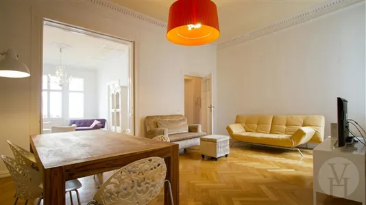 Rooms in Berlin Charlottenburg-Wilmersdorf - photo 1