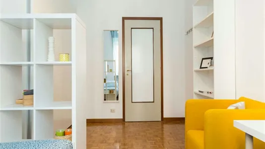 Rooms in Buccinasco - photo 2