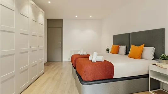 Rooms in Barcelona Eixample - photo 9