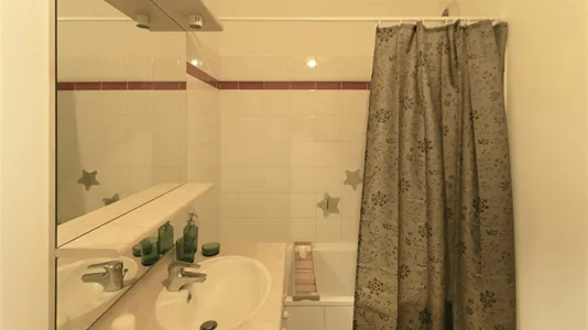 Rooms in Saint-Denis - photo 7