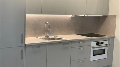 Farsta - 1rok - tillsv - 12.075kr/mån Farsta - 1rok - tillsv - 12.075kr/mån