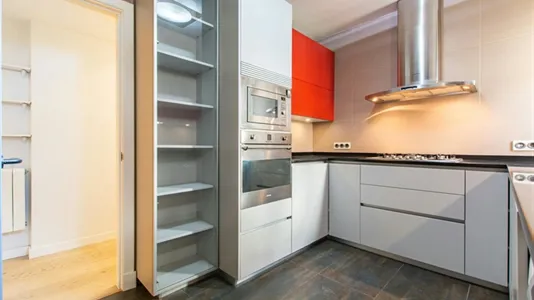 Rooms in Madrid Retiro - photo 4