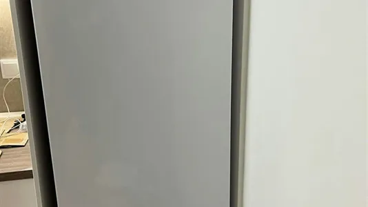 Rooms in Badalona - photo 9