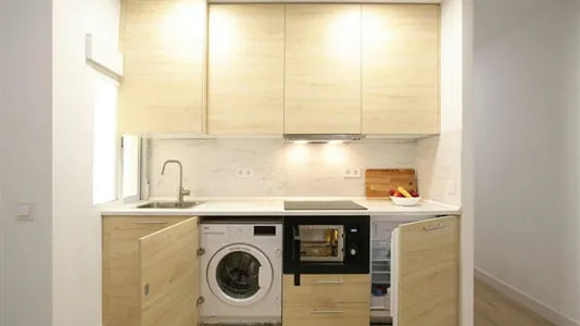 Apartments in Madrid Ciudad Lineal - photo 8