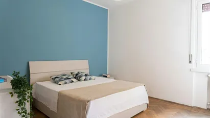 Room for rent in Milano Zona 8 - Fiera, Gallaratese, Quarto Oggiaro, Milan