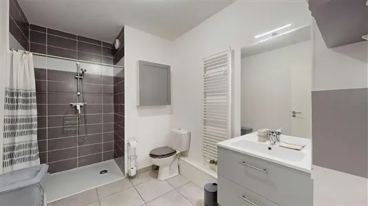 Apartments in Toulouse - photo 8