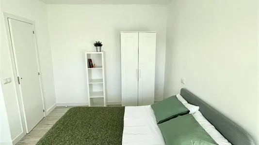 Rooms in Getafe - photo 10