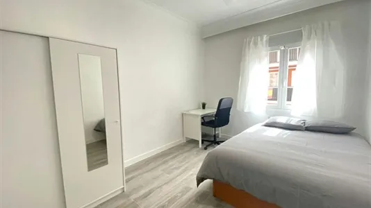 Rooms in Adaro - photo 7