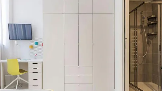 Rooms in Milano Zona 5 - Vigentino, Chiaravalle, Gratosoglio - photo 9