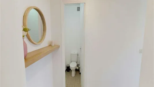 Rooms in Lyon - photo 9