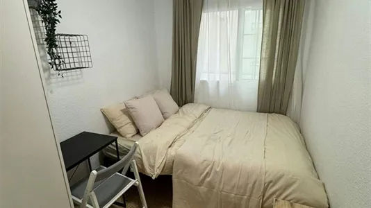 Rooms in Tavernes Blanques - photo 1