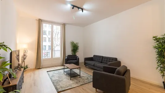 Apartments in Barcelona Ciutat Vella - photo 4