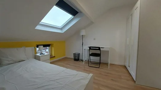 Rooms in Charleroi - photo 3