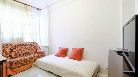 Rooms in Madrid Carabanchel - photo 5