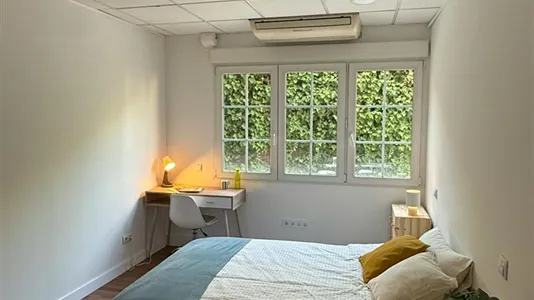 Rooms in Madrid Hortaleza - photo 2