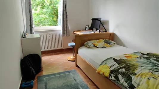 Rooms in Wolfsburg - photo 1