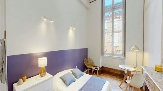 Rooms in Toulouse - photo 2