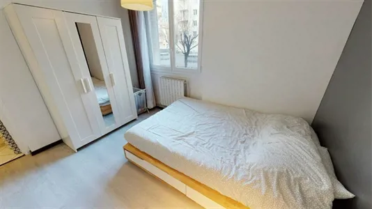 Rooms in Grenoble - photo 3