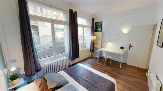 Rooms in Paris 16éme arrondissement (North) - photo 2