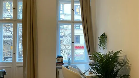 Rooms in Berlin Friedrichshain-Kreuzberg - photo 7