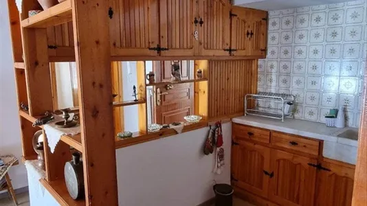 Houses in Distomo-Arachova-Antikyra - photo 5