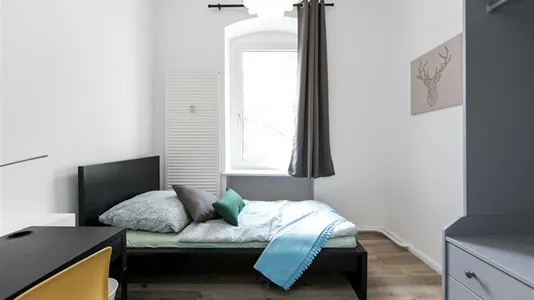 Rooms in Berlin Charlottenburg-Wilmersdorf - photo 1