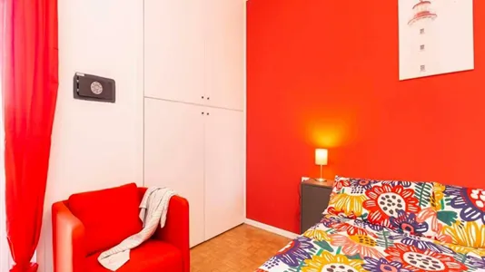 Rooms in Milano Zona 5 - Vigentino, Chiaravalle, Gratosoglio - photo 3