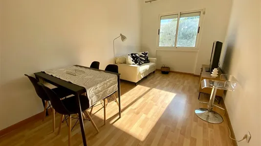 Rooms in Almada - photo 5