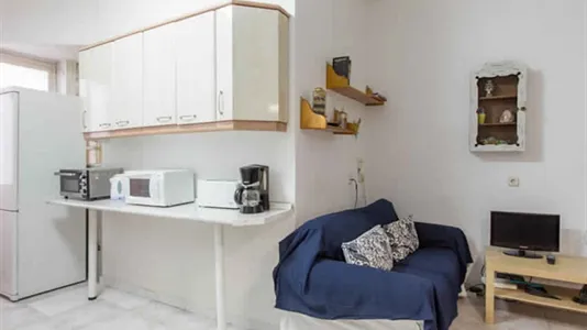 Rooms in Madrid Centro - photo 7