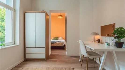 Rooms in Brussels Sint-Joost-ten-Node - photo 6