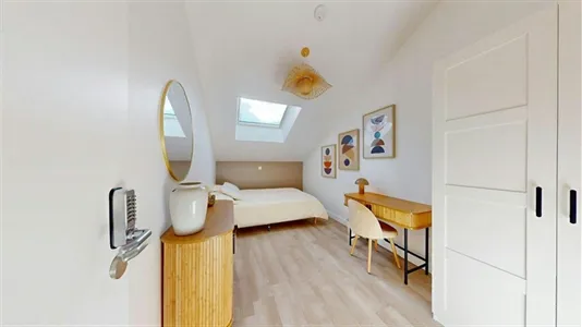 Rooms in Lyon - photo 2