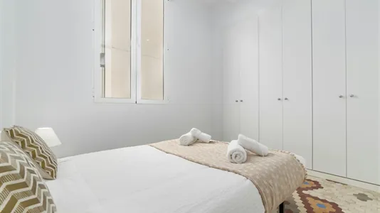 Rooms in Valencia Ciutat Vella - photo 4