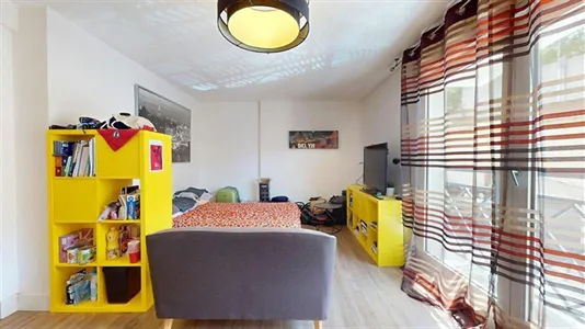 Apartments in Toulouse - photo 8