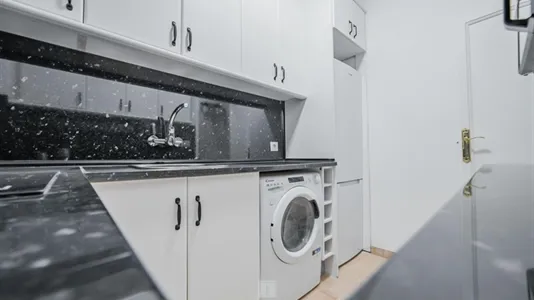 Rooms in Barcelona Les Corts - photo 9