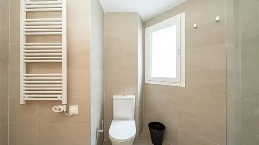 Rooms in Madrid Chamartín - photo 8