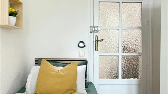 Rooms in Madrid Moncloa-Aravaca - photo 5