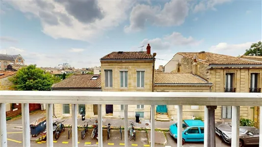 Apartments in Bordeaux - photo 2