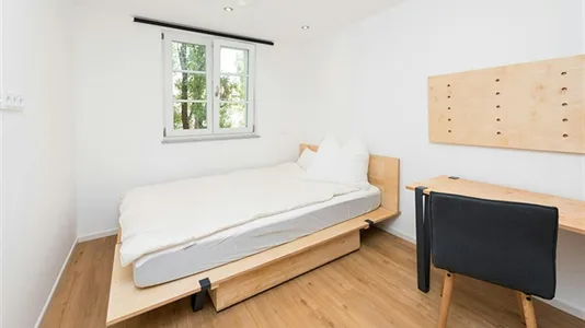 Rooms in Location is not specified - photo 1