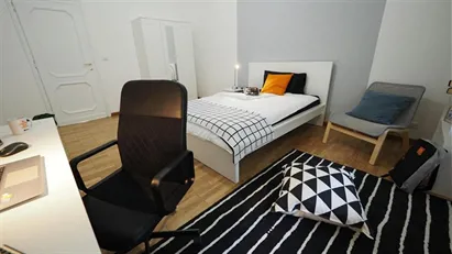 Room for rent in Turin, Piemonte