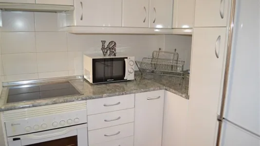 Rooms in Madrid Chamberí - photo 10